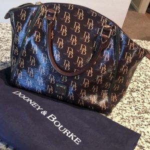 Doone & Bourke purse